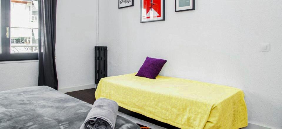 Traveller House 7 Bedroom Apartment Barcelona Eksteriør bilde